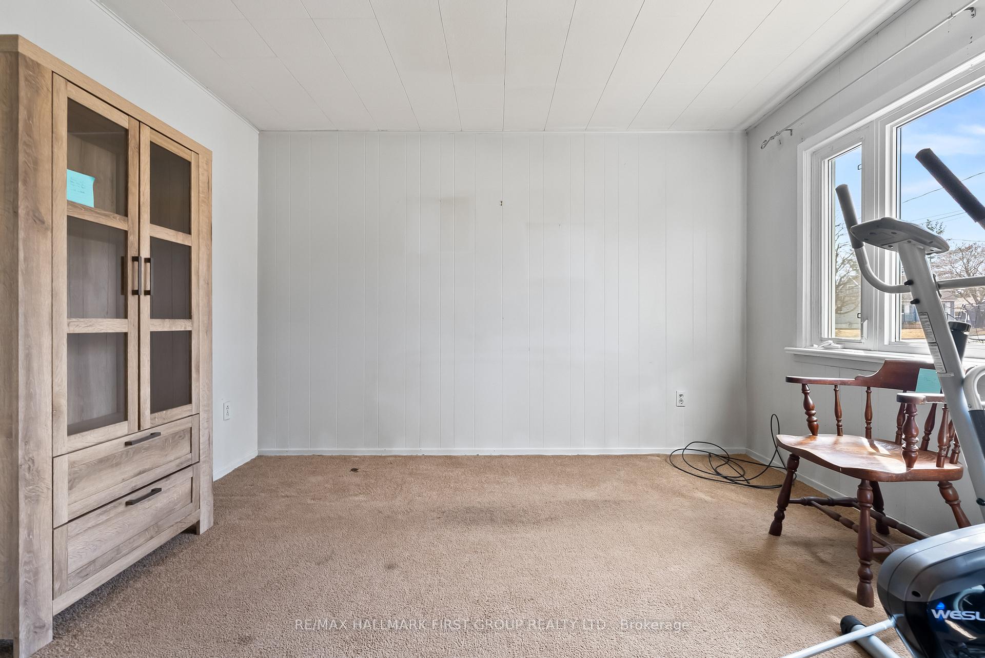 Photo 8 of 605 Perry Street, Whitby, Downtown Whitby — HOMEH
