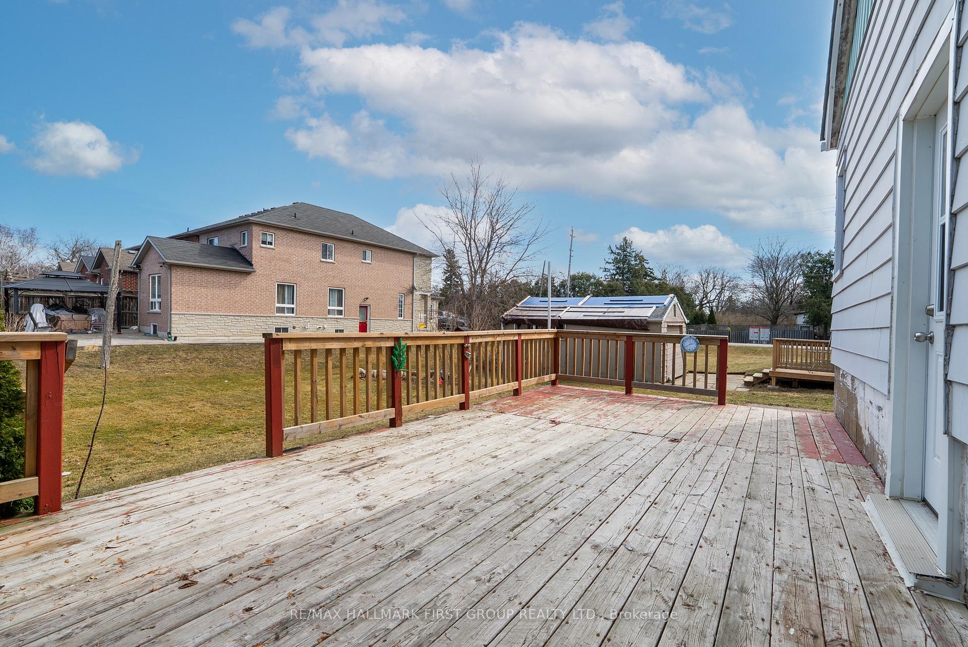 Photo 28 of 605 Perry Street, Whitby, Downtown Whitby — HOMEH