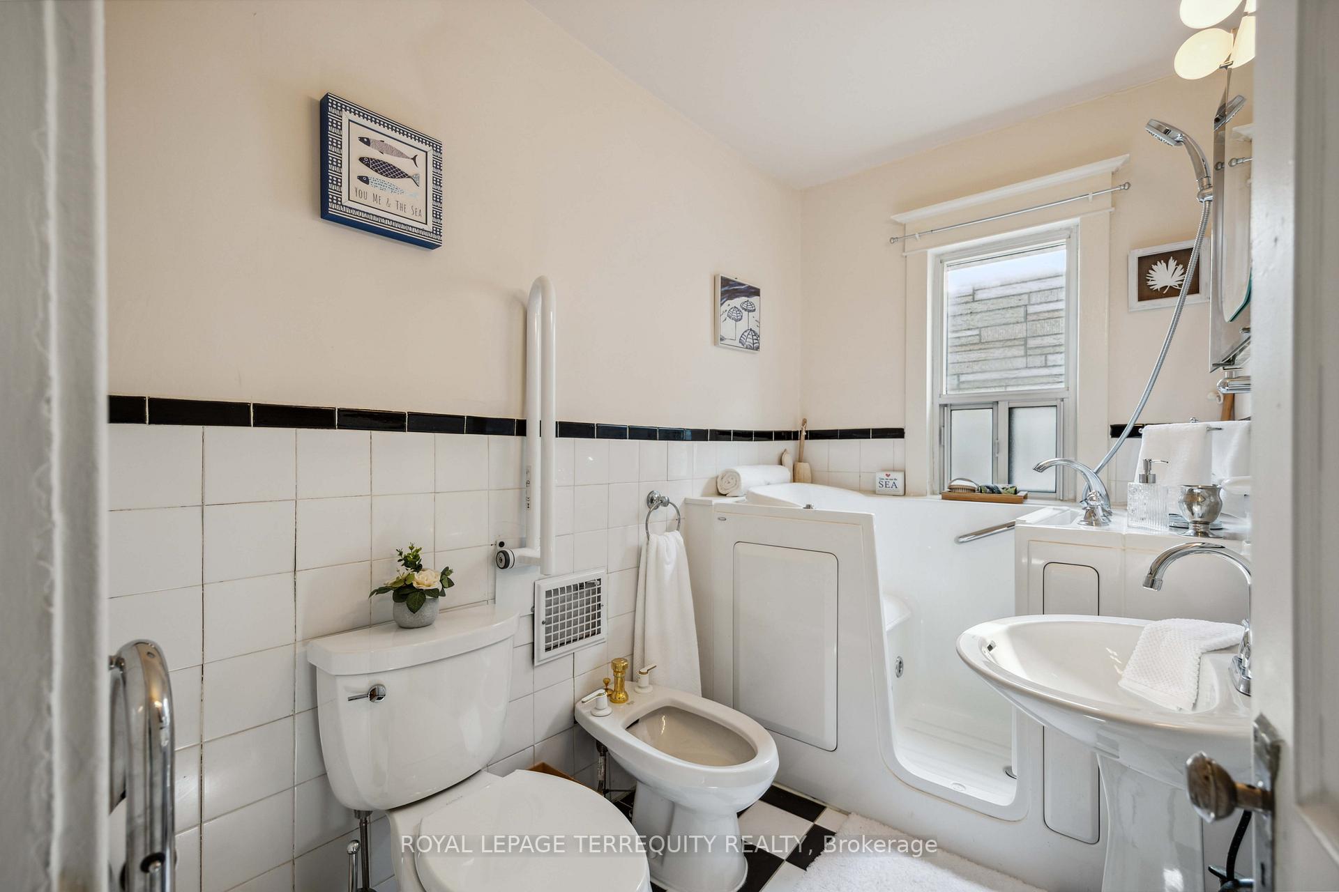 Photo 19 of 19 Curzon Street, Toronto, South Riverdale — HOMEH