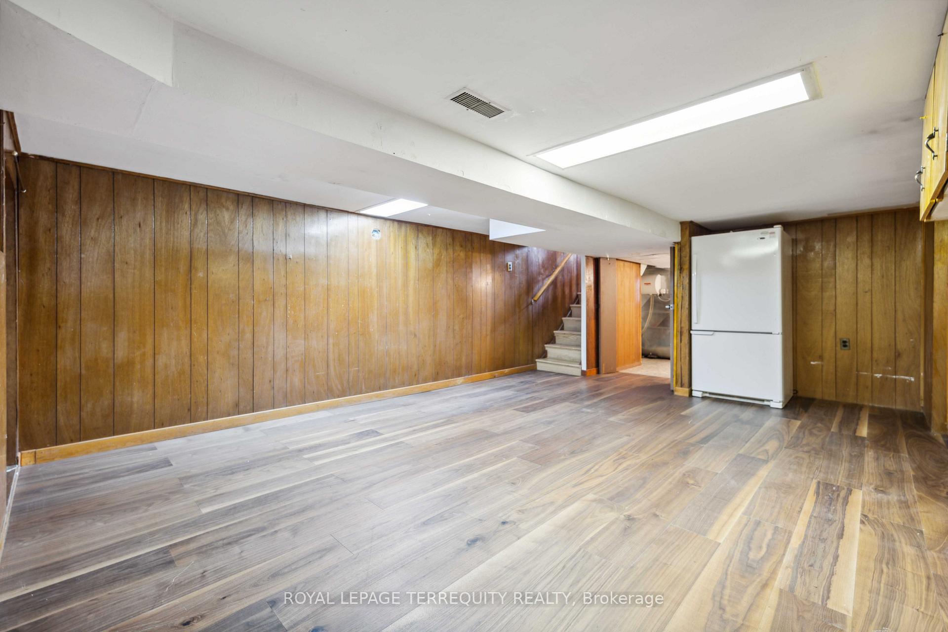 Photo 17 of 19 Curzon Street, Toronto, South Riverdale — HOMEH