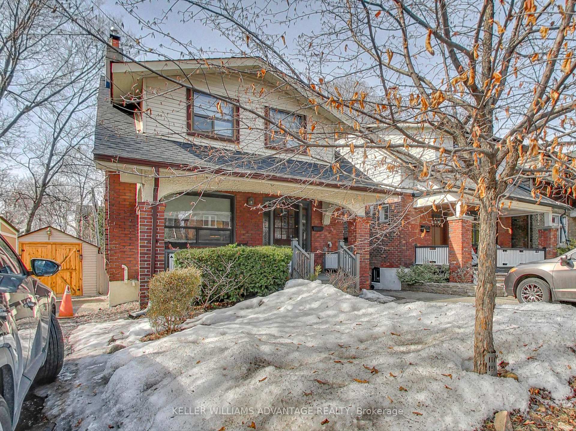Front of 72 Beach View Crescent