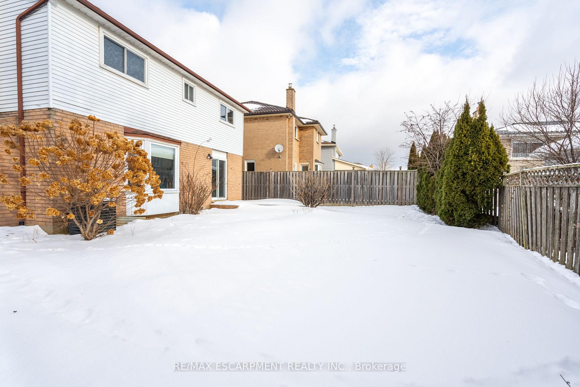 Photo 37 of 11 Serafino Court, Hamilton, Falkirk — HOMEH