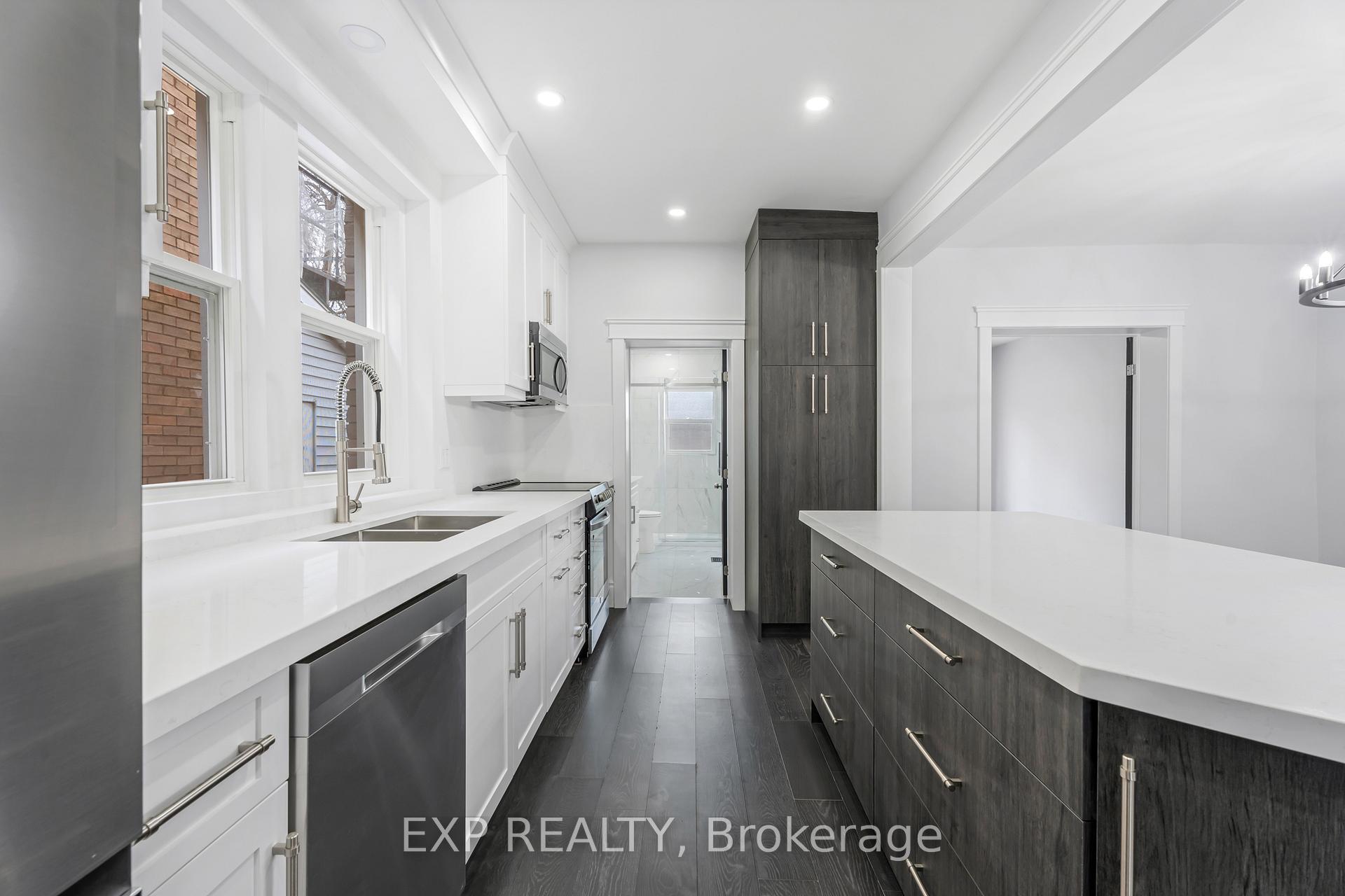 Photo 34 of 189 Ottawa Street, Hamilton, Delta — HOMEH