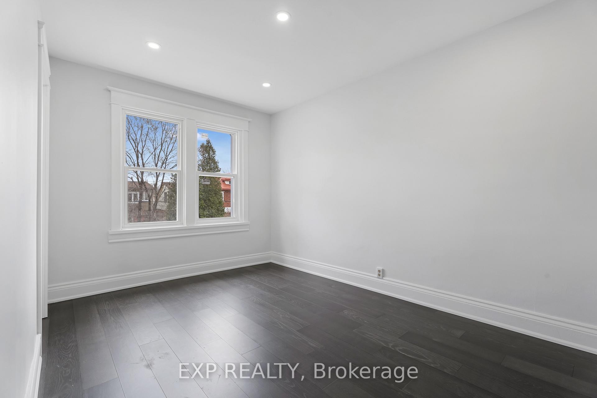Photo 29 of 189 Ottawa Street, Hamilton, Delta — HOMEH