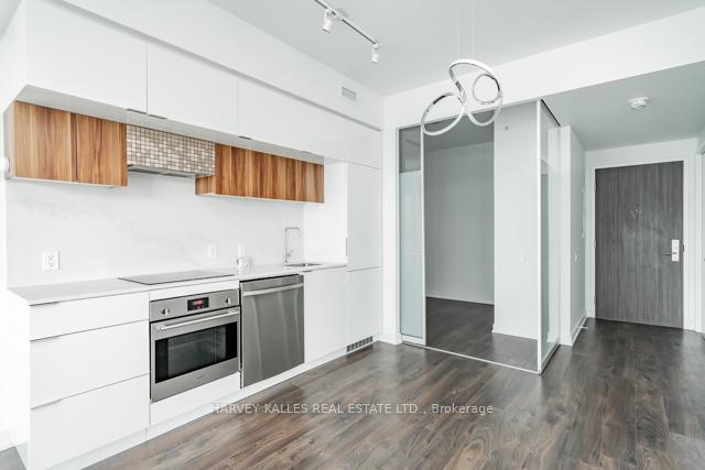 Photo 6 of Unit 3201, 185 Roehampton Avenue, Toronto, Mount Pleasant West — HOMEH