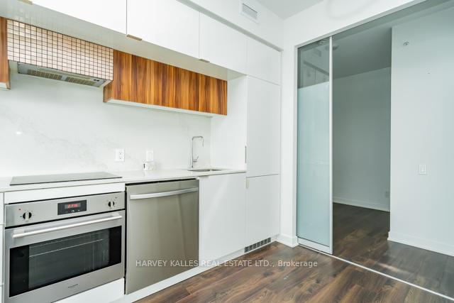 Photo 12 of Unit 3201, 185 Roehampton Avenue, Toronto, Mount Pleasant West — HOMEH