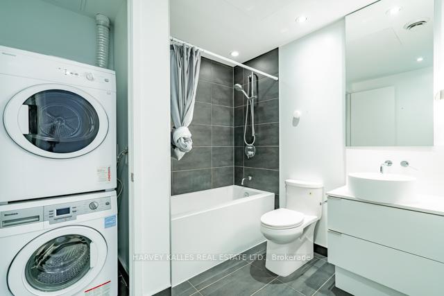 Photo 13 of Unit 3201, 185 Roehampton Avenue, Toronto, Mount Pleasant West — HOMEH