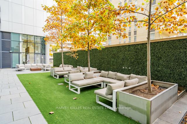 Photo 24 of Unit 3201, 185 Roehampton Avenue, Toronto, Mount Pleasant West — HOMEH
