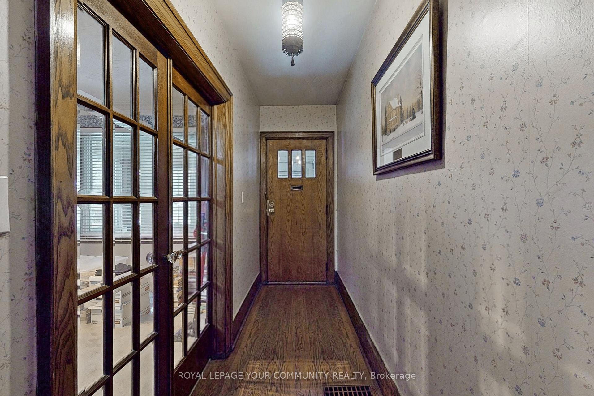Photo 3 of 209 Westmount Avenue, Toronto, Oakwood Village — HOMEH