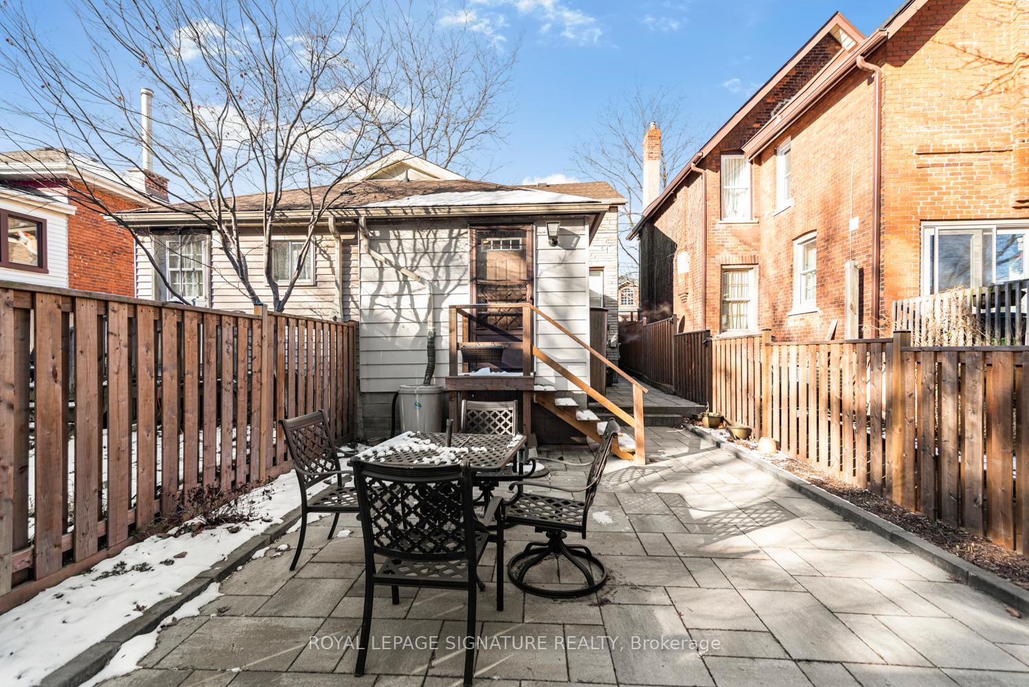 Photo 29 of 62 Ray Street N, Hamilton, Strathcona — HOMEH