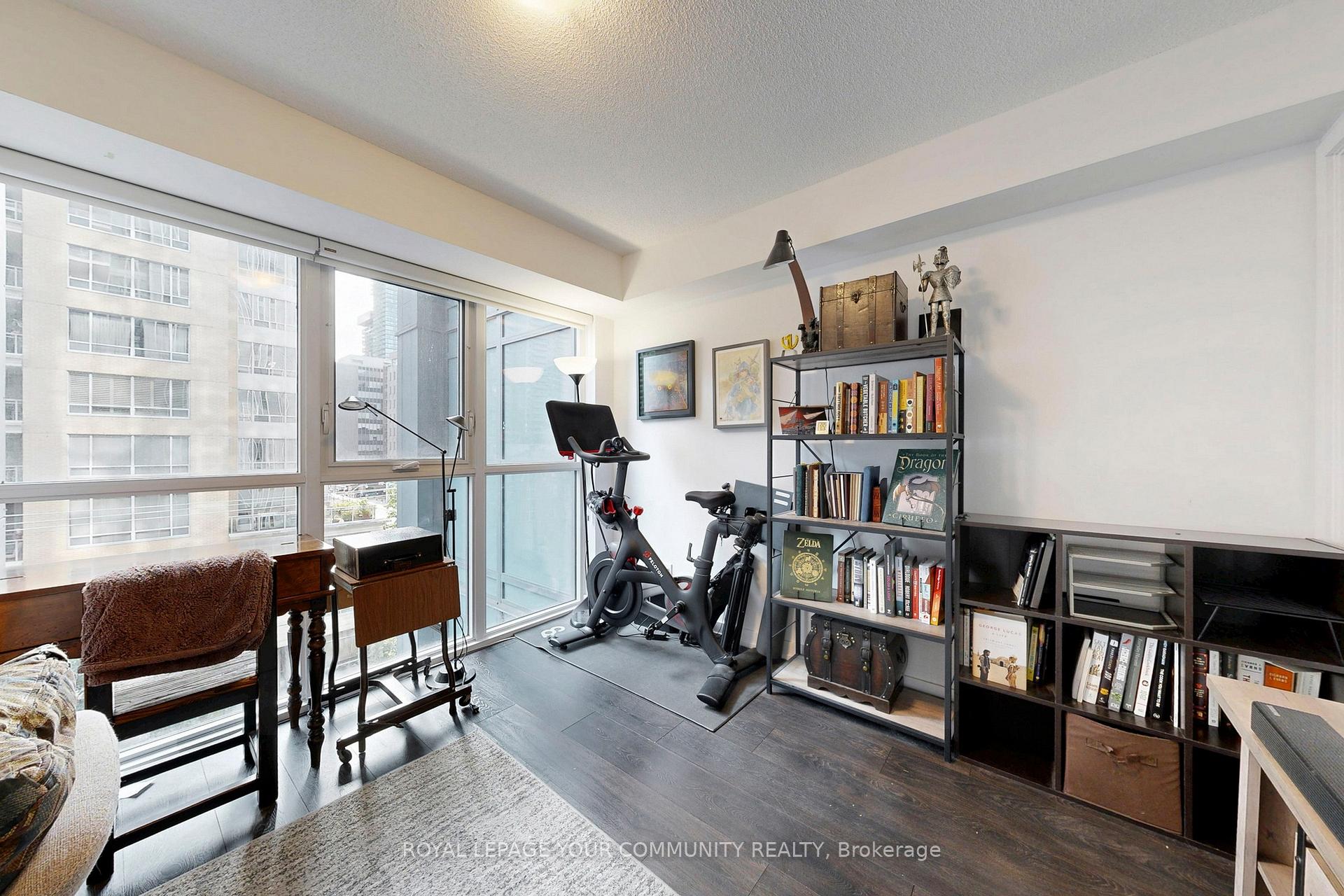Photo 7 of Unit 410, 125 Redpath Avenue, Toronto, Mount Pleasant East — HOMEH