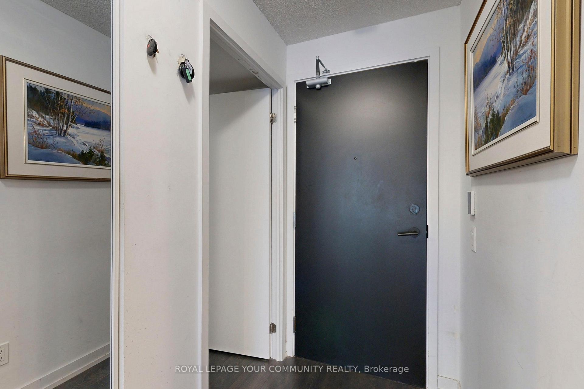 Photo 13 of Unit 410, 125 Redpath Avenue, Toronto, Mount Pleasant East — HOMEH