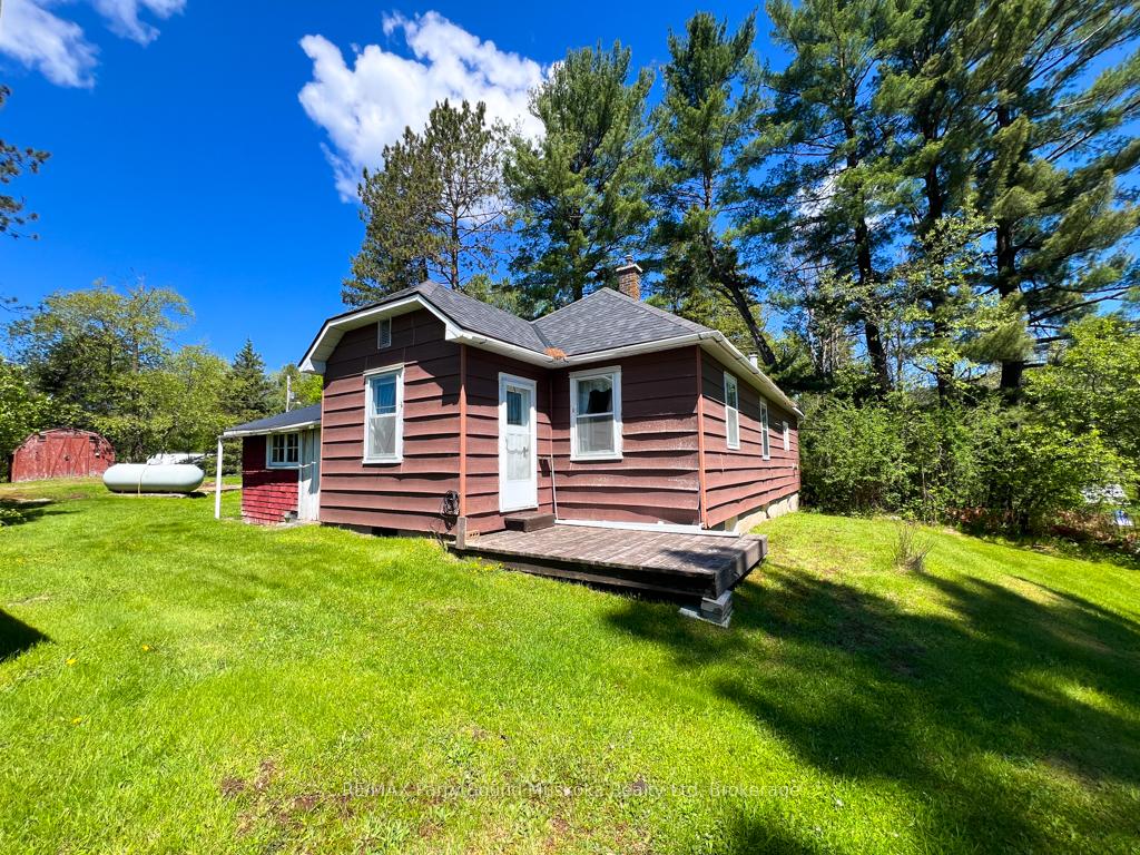 Photo 11 of 51 Biddy Street, Magnetawan — HOMEH