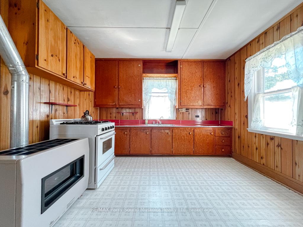 Photo 17 of 51 Biddy Street, Magnetawan — HOMEH
