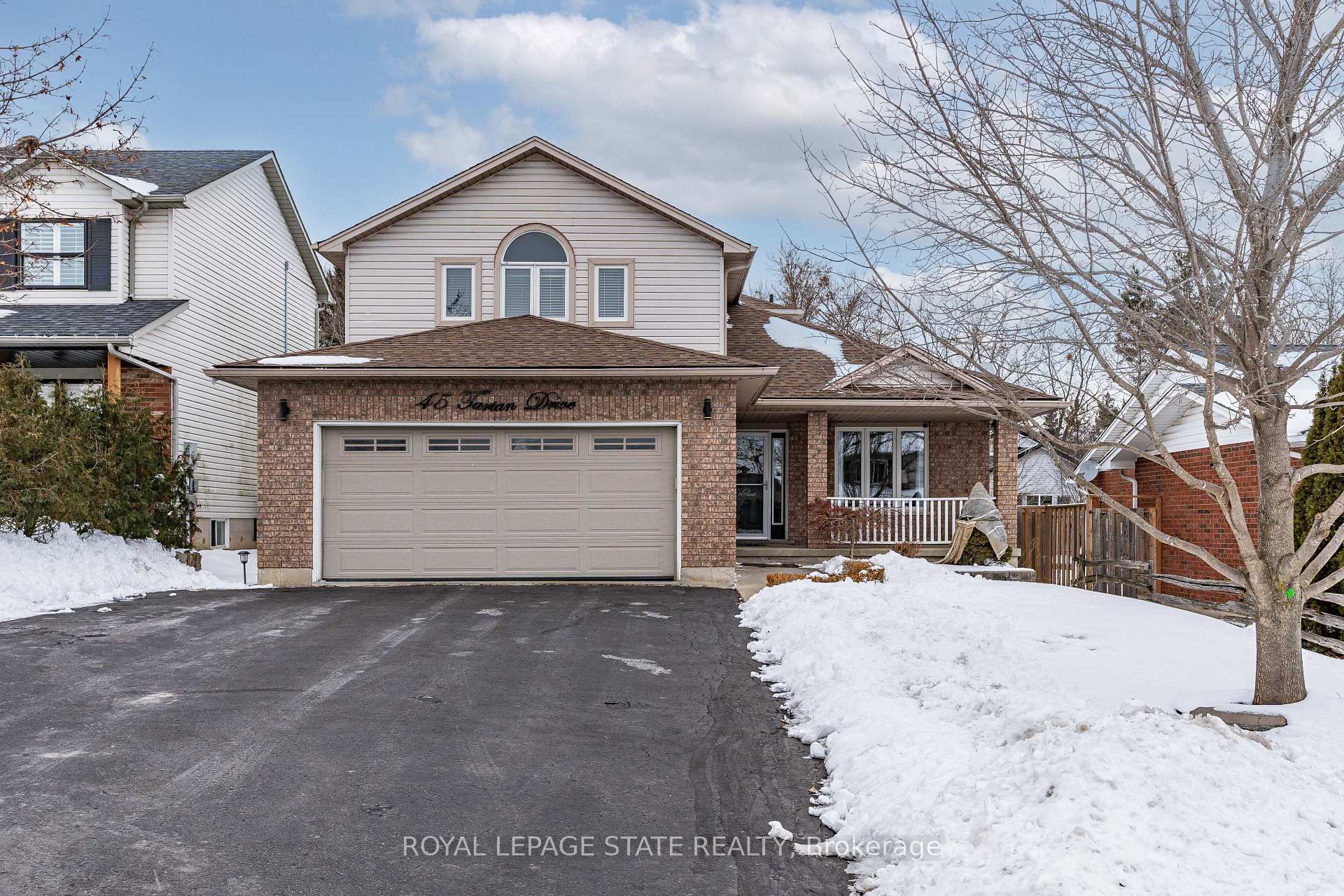 Photo 1 of 45 Tartan Drive, Haldimand — HOMEH