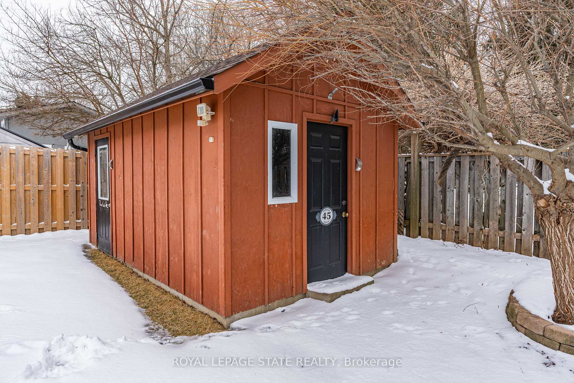 Photo 39 of 45 Tartan Drive, Haldimand — HOMEH