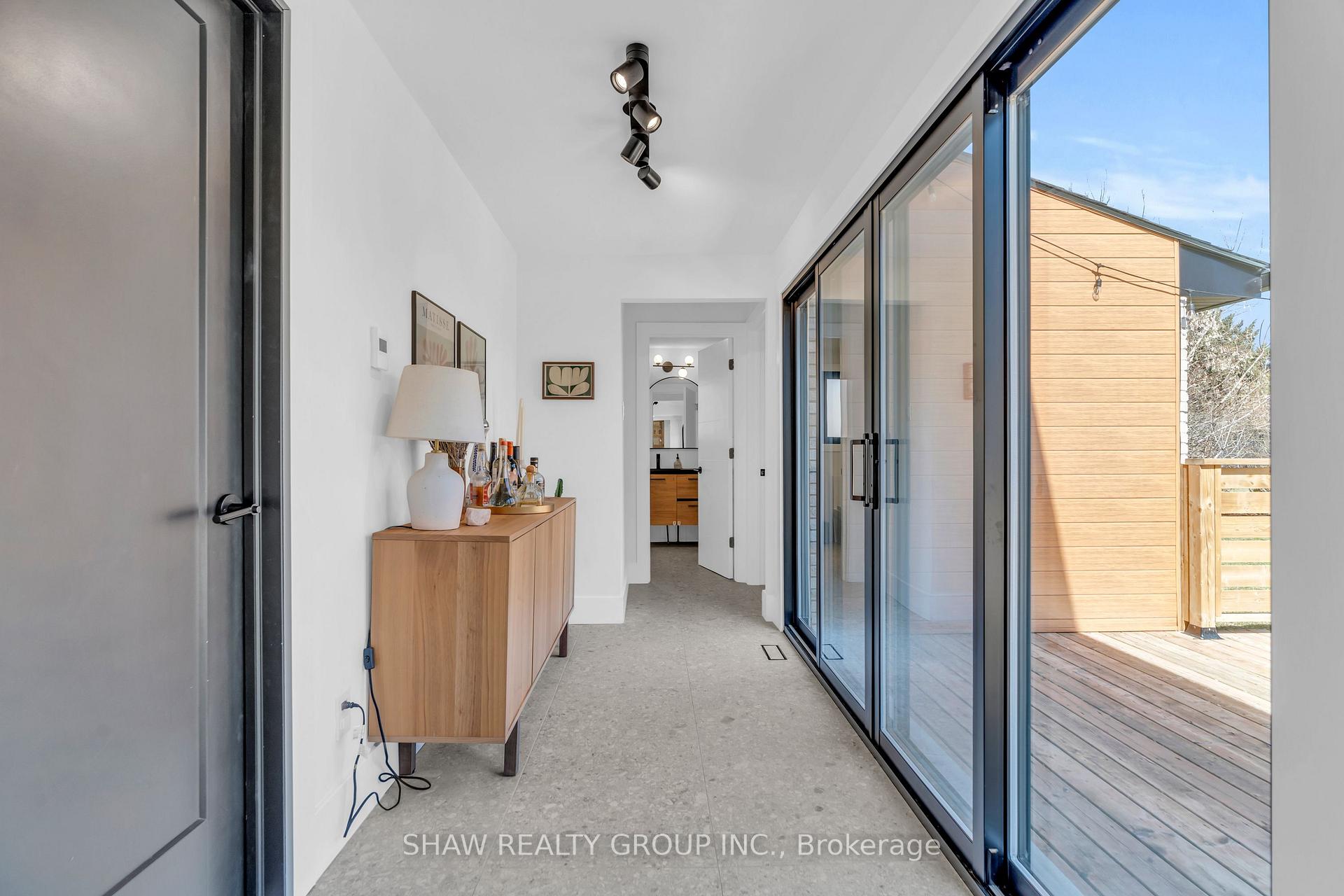 Photo 11 of 2 Marshall Avenue, North Dumfries — HOMEH