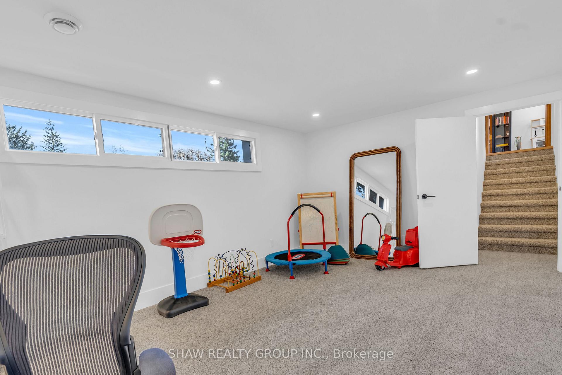 Photo 34 of 2 Marshall Avenue, North Dumfries — HOMEH