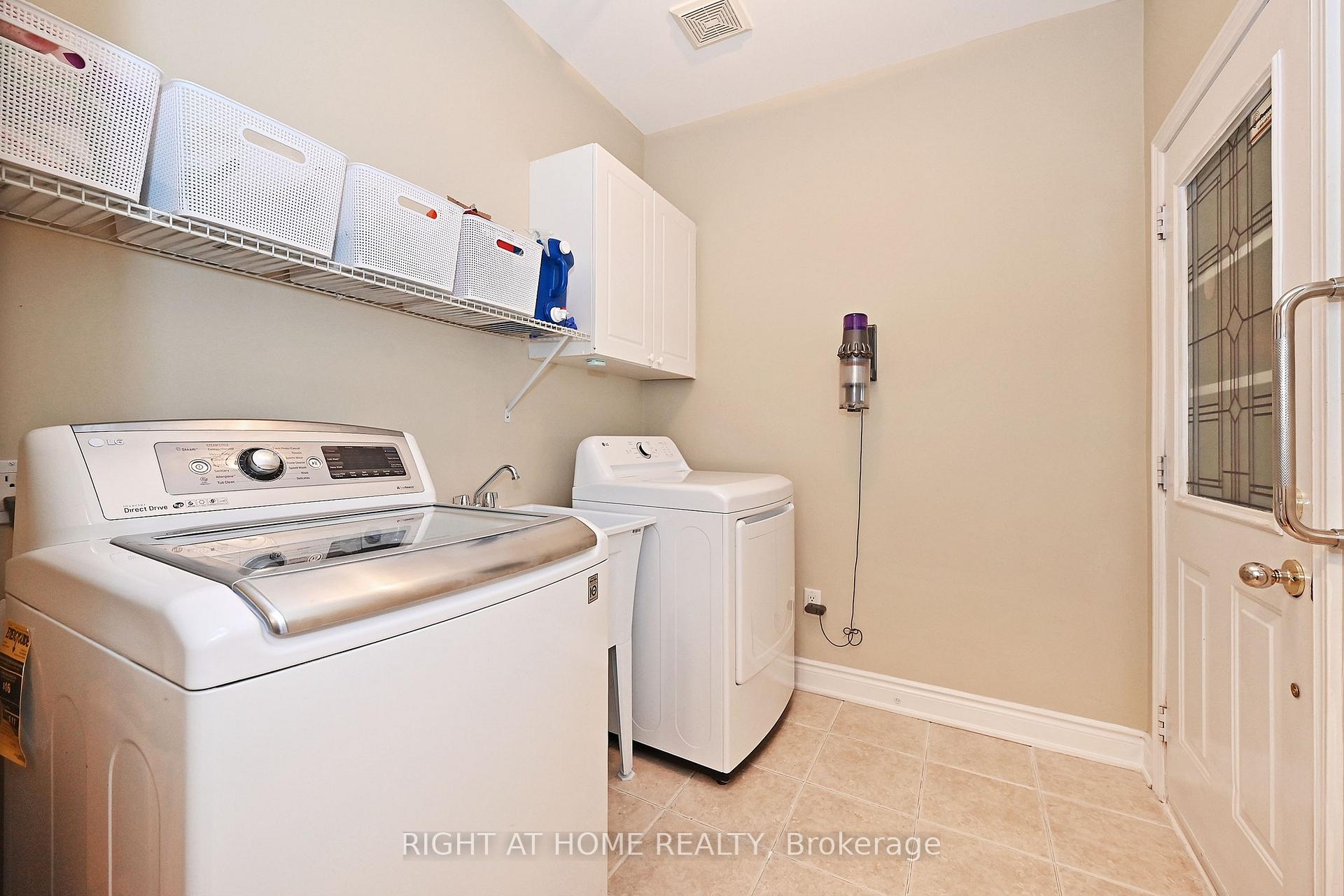 Photo 16 of 198 Seabreeze Avenue, Vaughan, Patterson — HOMEH
