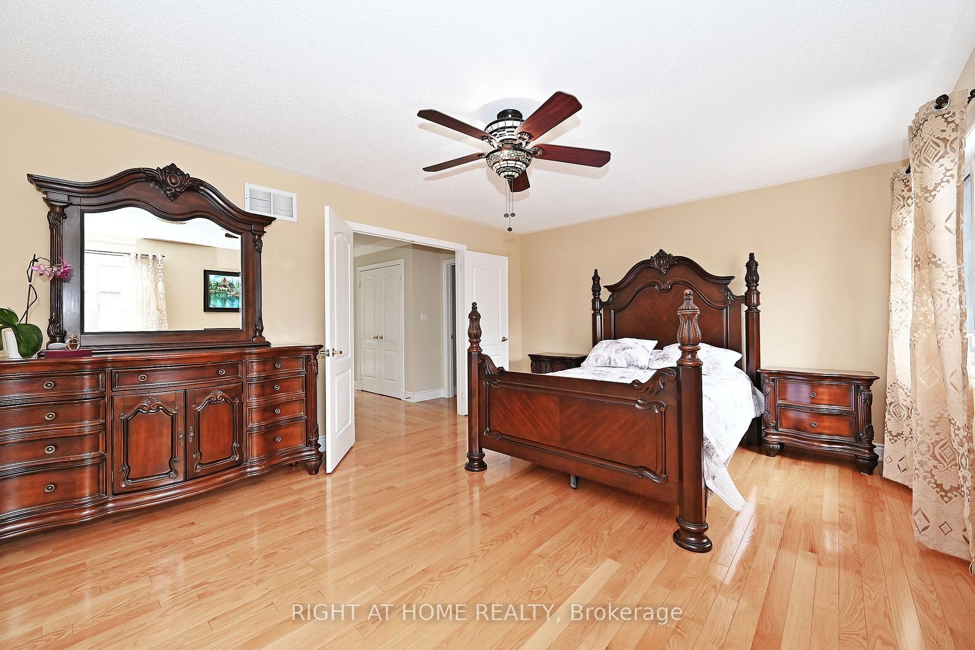Photo 30 of 198 Seabreeze Avenue, Vaughan, Patterson — HOMEH