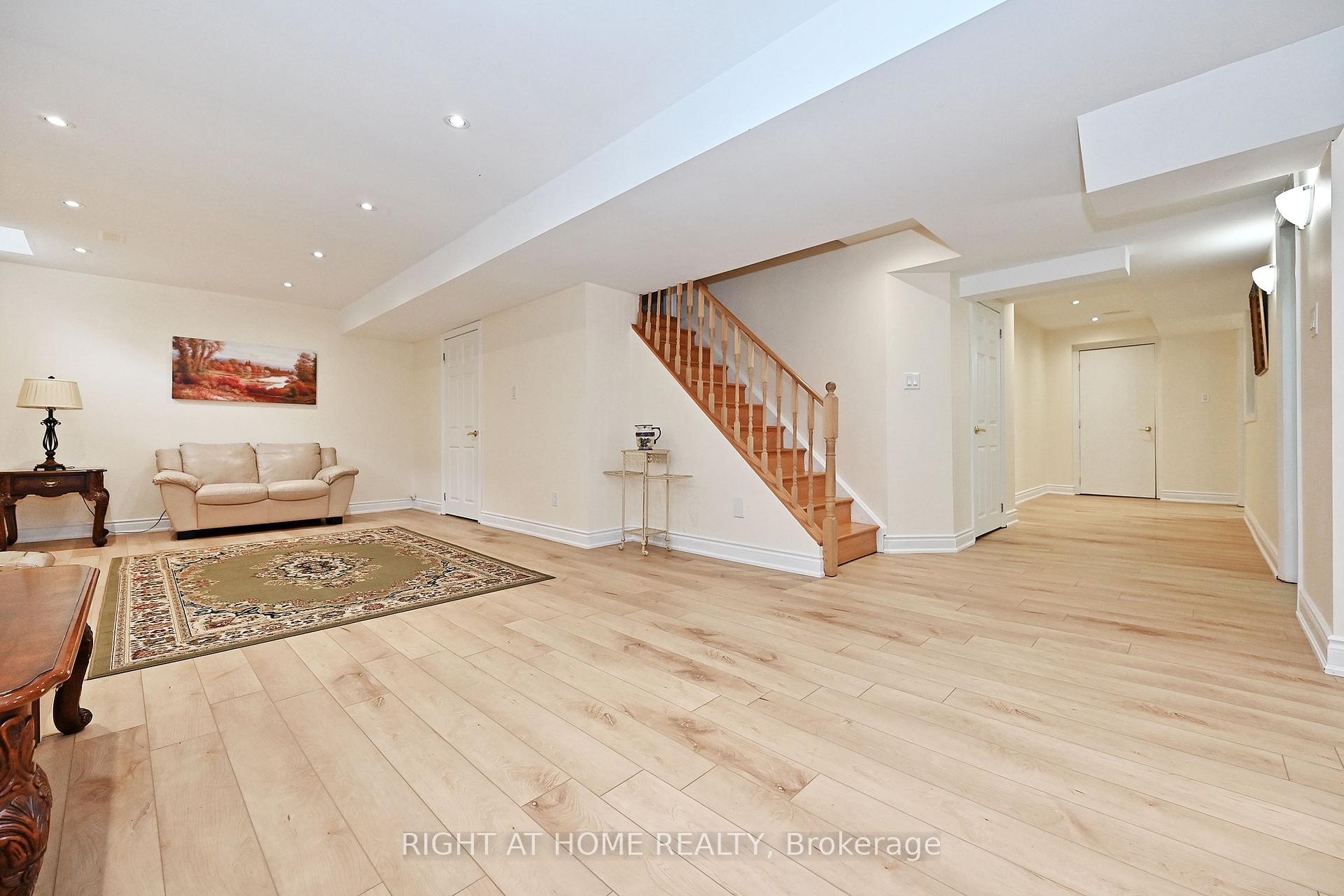 Photo 41 of 198 Seabreeze Avenue, Vaughan, Patterson — HOMEH