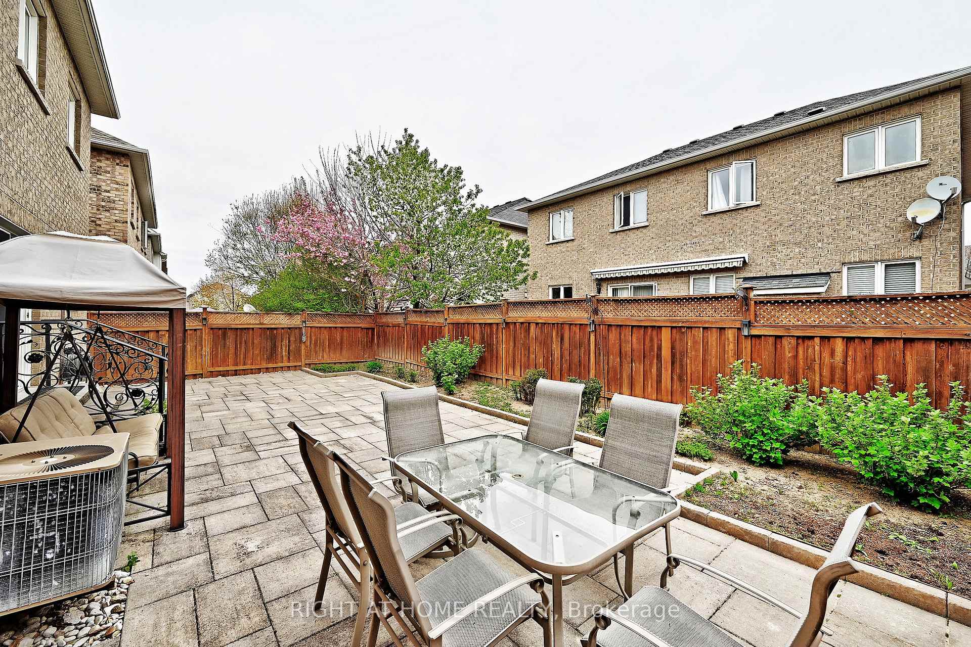 Photo 49 of 198 Seabreeze Avenue, Vaughan, Patterson — HOMEH