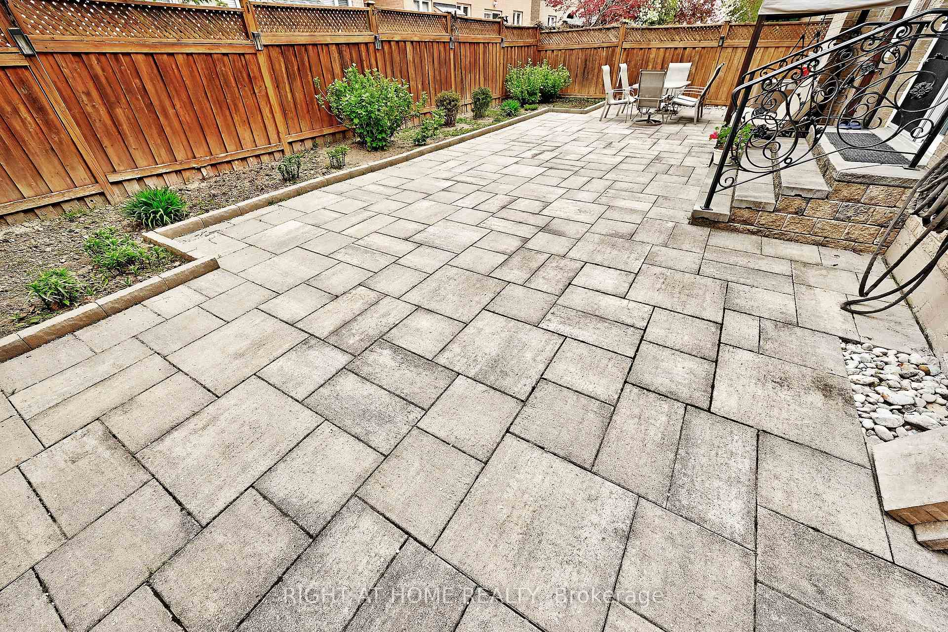 Photo 48 of 198 Seabreeze Avenue, Vaughan, Patterson — HOMEH