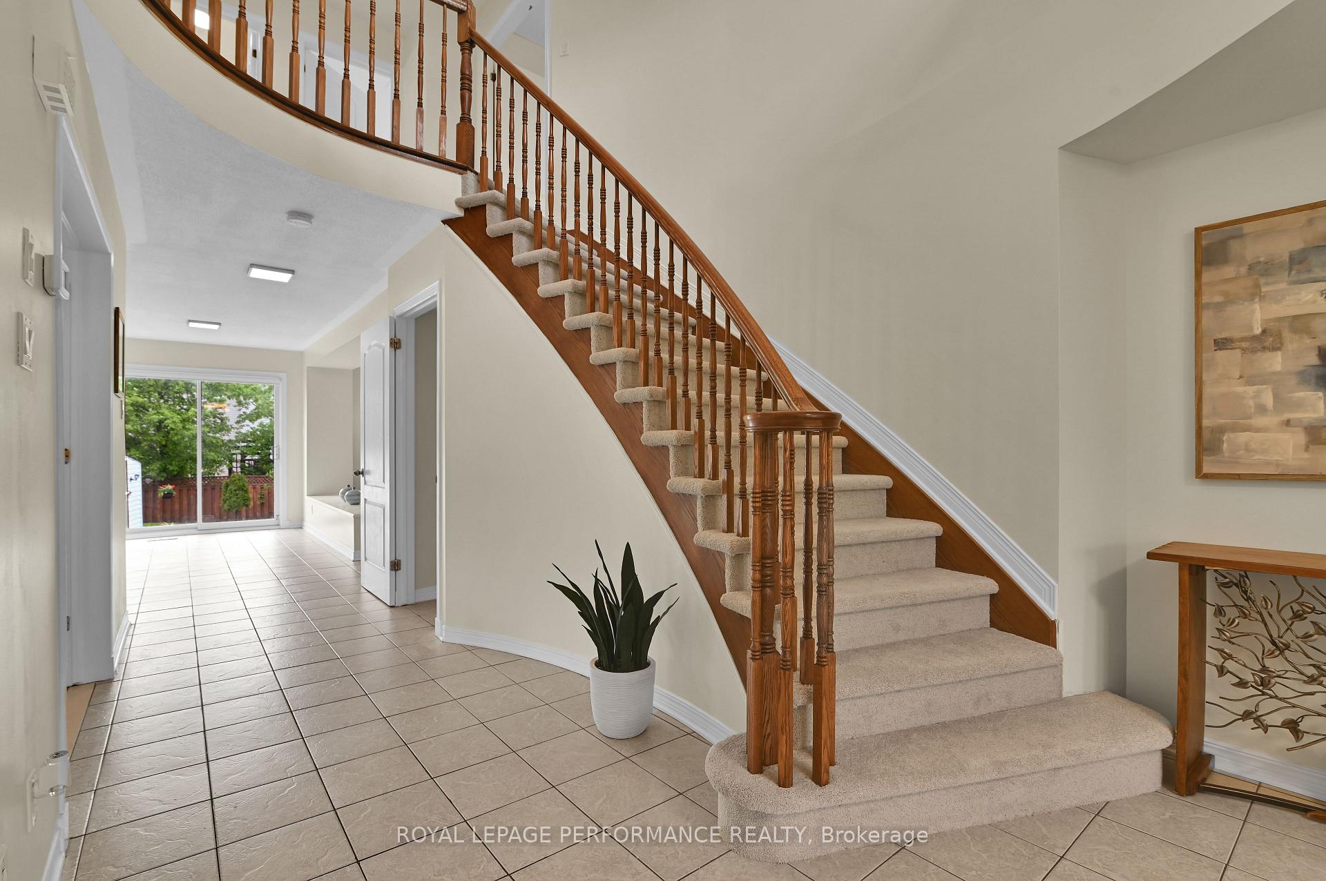 Photo 16 of 20 Upwood Street, Ottawa, Hunt Club Park/Greenboro — HOMEH