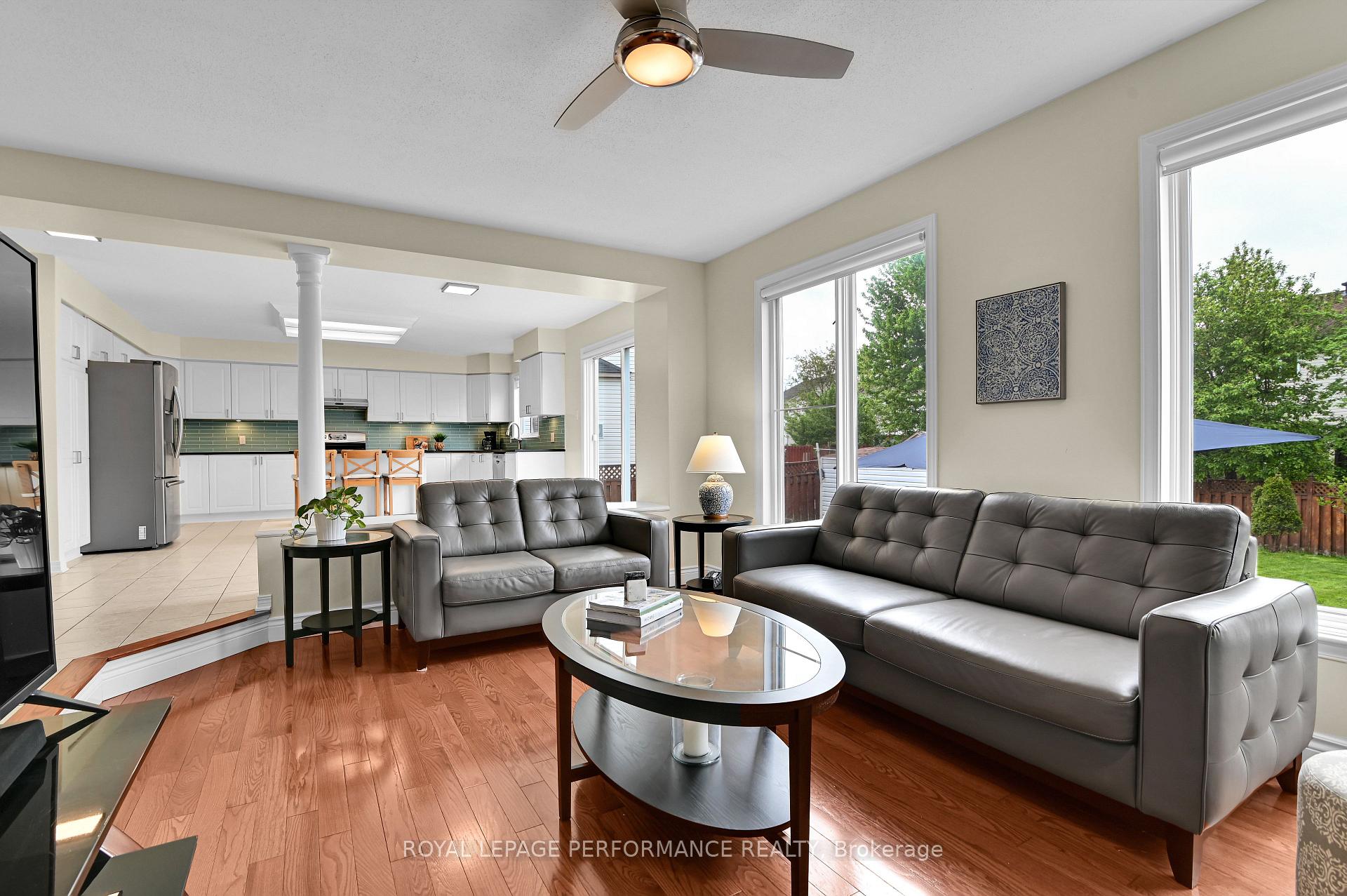 Photo 12 of 20 Upwood Street, Ottawa, Hunt Club Park/Greenboro — HOMEH