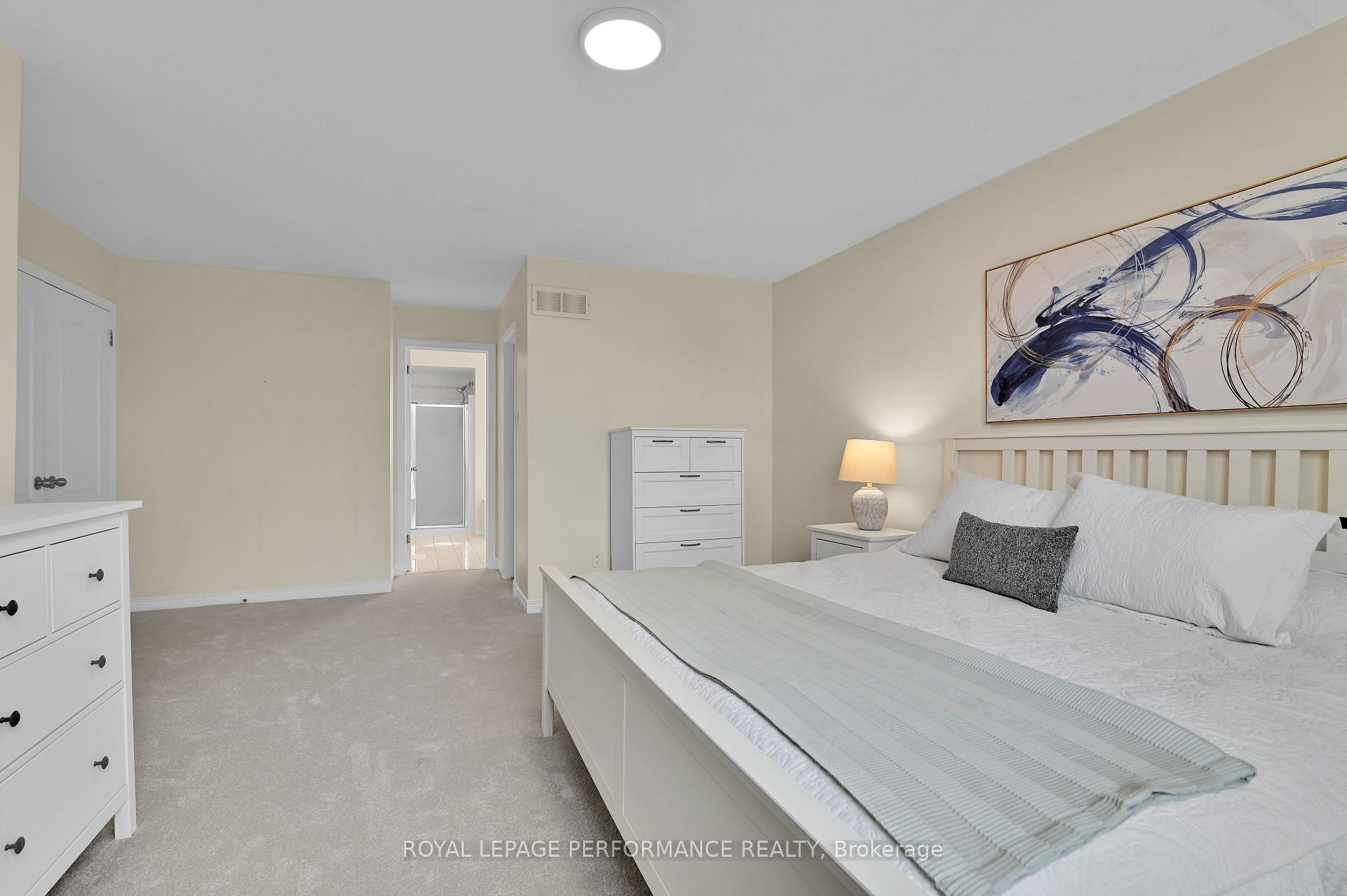 Photo 24 of 20 Upwood Street, Ottawa, Hunt Club Park/Greenboro — HOMEH
