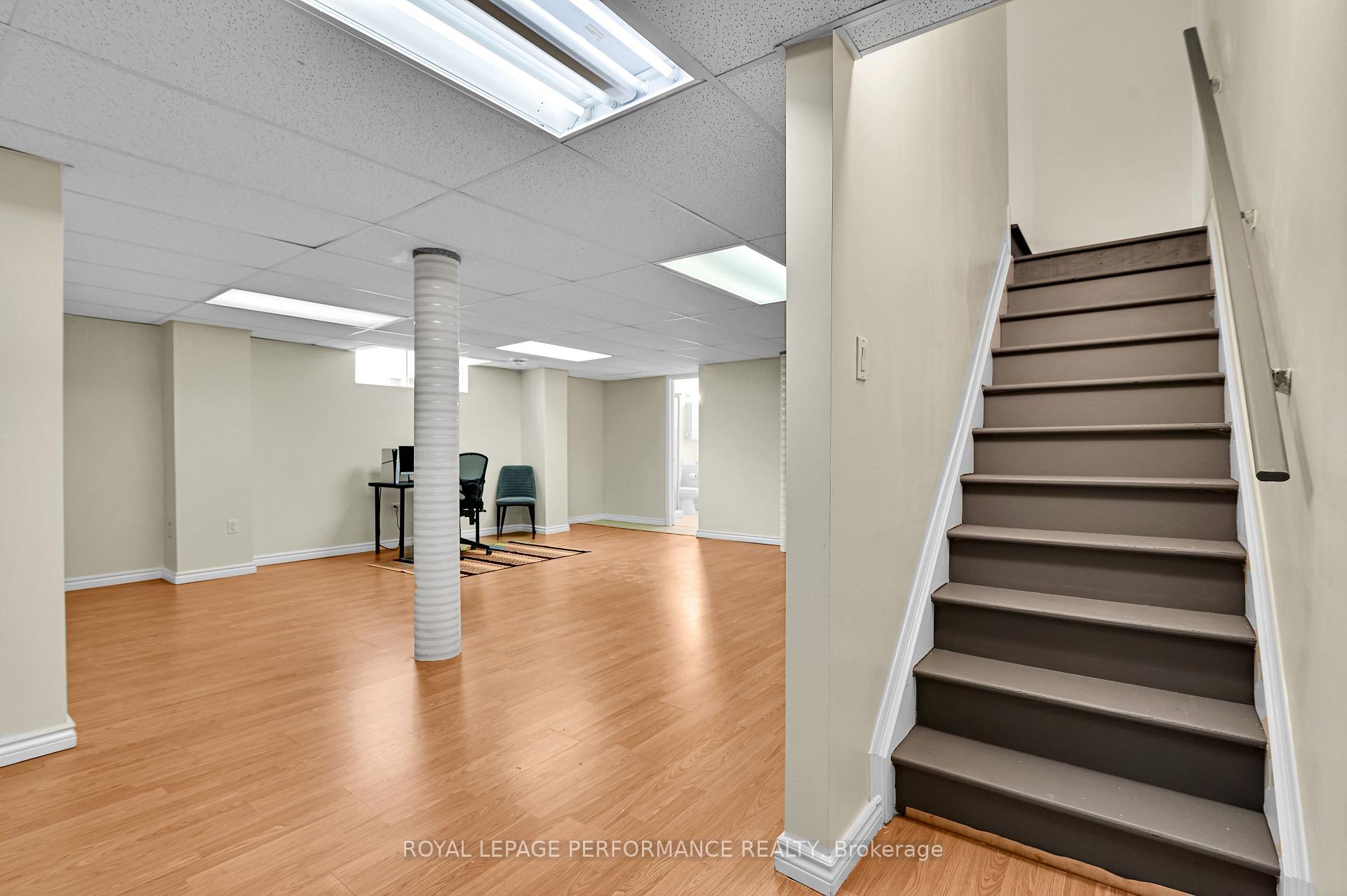 Photo 15 of 20 Upwood Street, Ottawa, Hunt Club Park/Greenboro — HOMEH