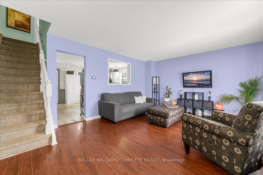 Photo 11 of 236 Lawnhurst Court, Hamilton, Lawfield — HOMEH
