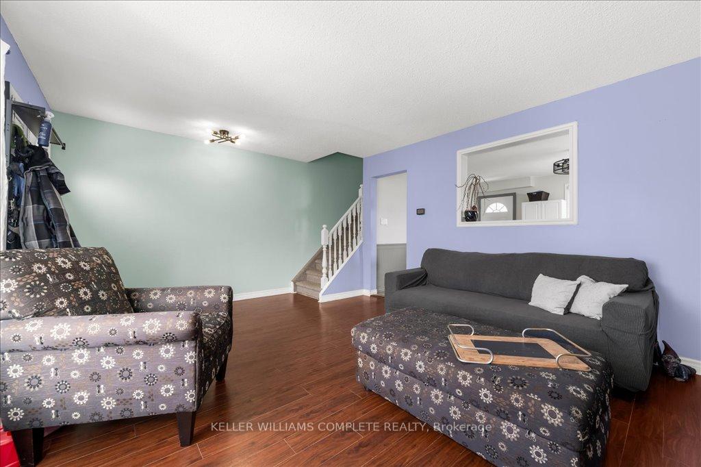 Photo 16 of 236 Lawnhurst Court, Hamilton, Lawfield — HOMEH