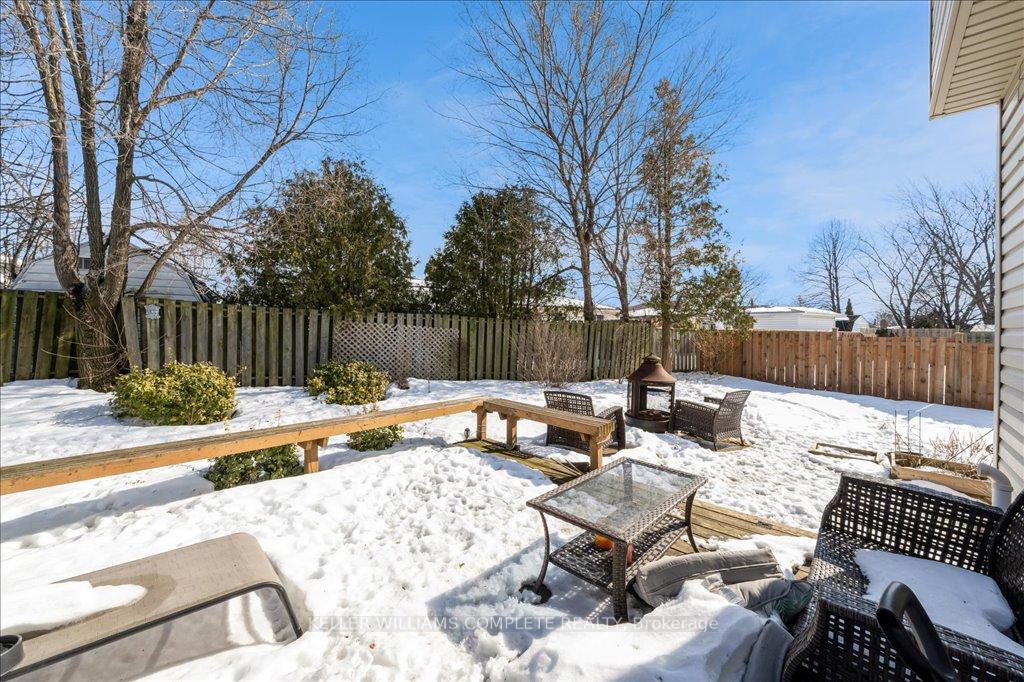 Photo 21 of 236 Lawnhurst Court, Hamilton, Lawfield — HOMEH