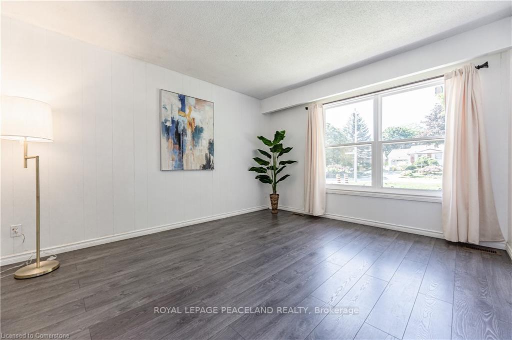 Photo 9 of Unit B, 526 Glen Forrest Boulevard, Waterloo — HOMEH