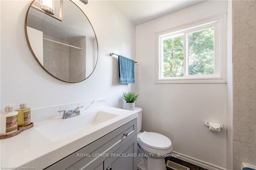 Photo 16 of Unit B, 526 Glen Forrest Boulevard, Waterloo — HOMEH