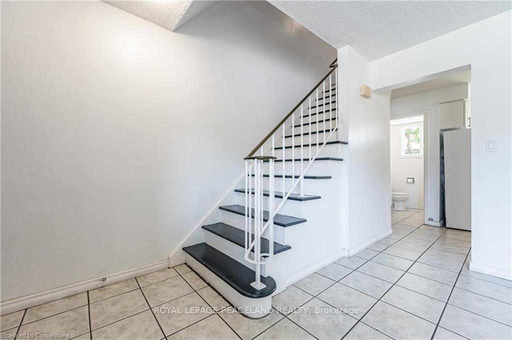 Photo 40 of Unit B, 526 Glen Forrest Boulevard, Waterloo — HOMEH