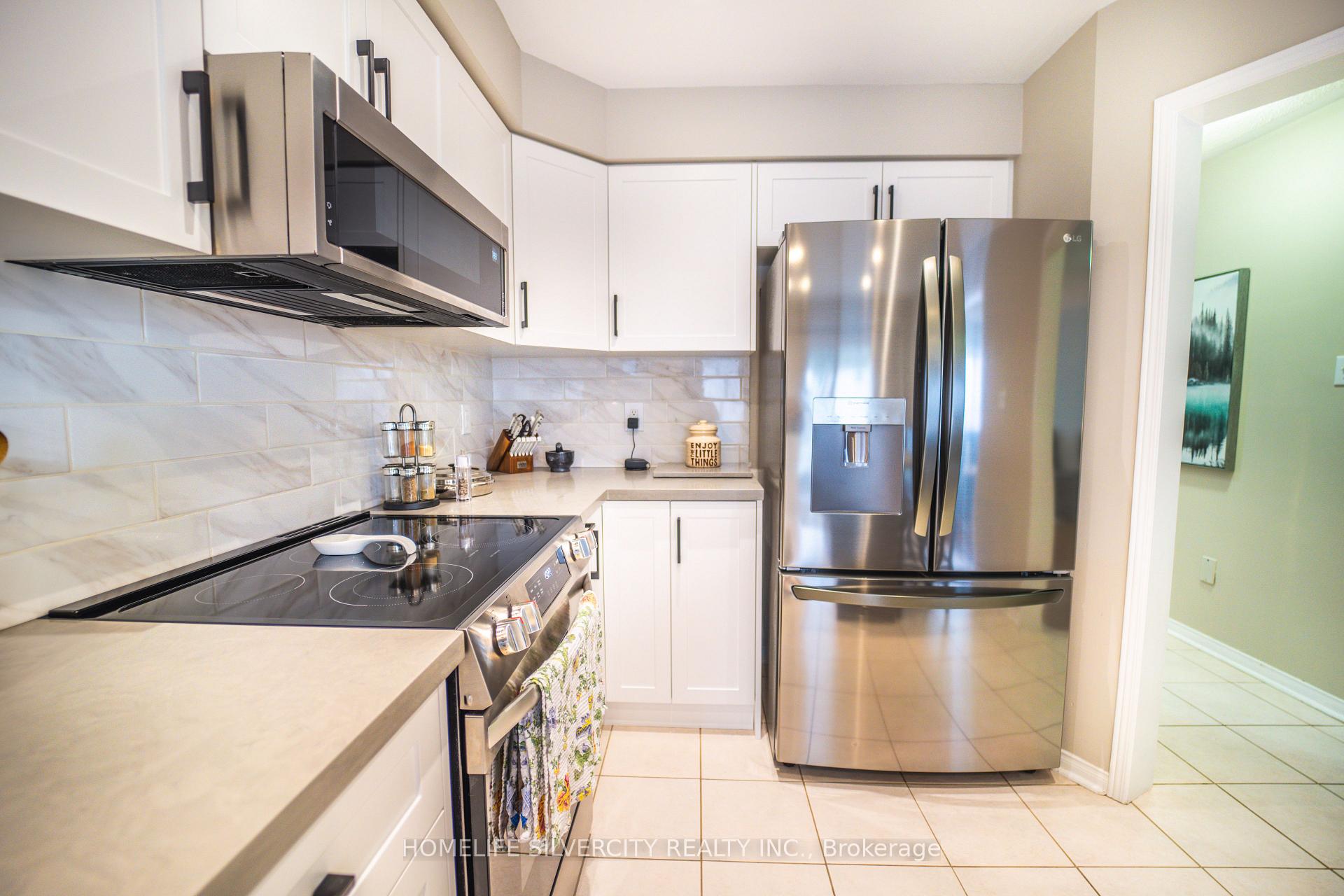 Photo 11 of 55 Bottrell Street, Clarington, Bowmanville — HOMEH