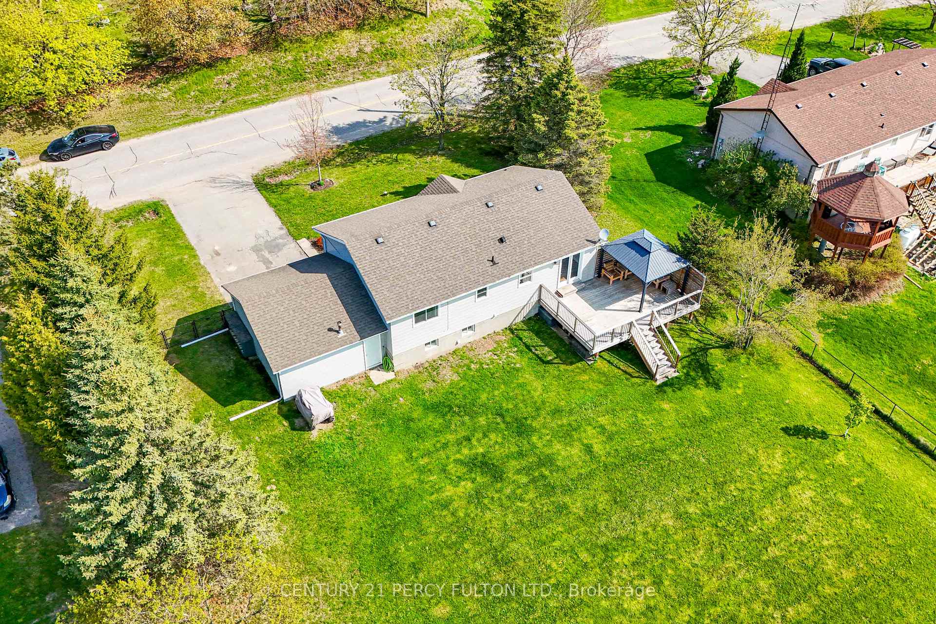 Photo 22 of 265 Zephyr Road, Uxbridge, Rural Uxbridge — HOMEH