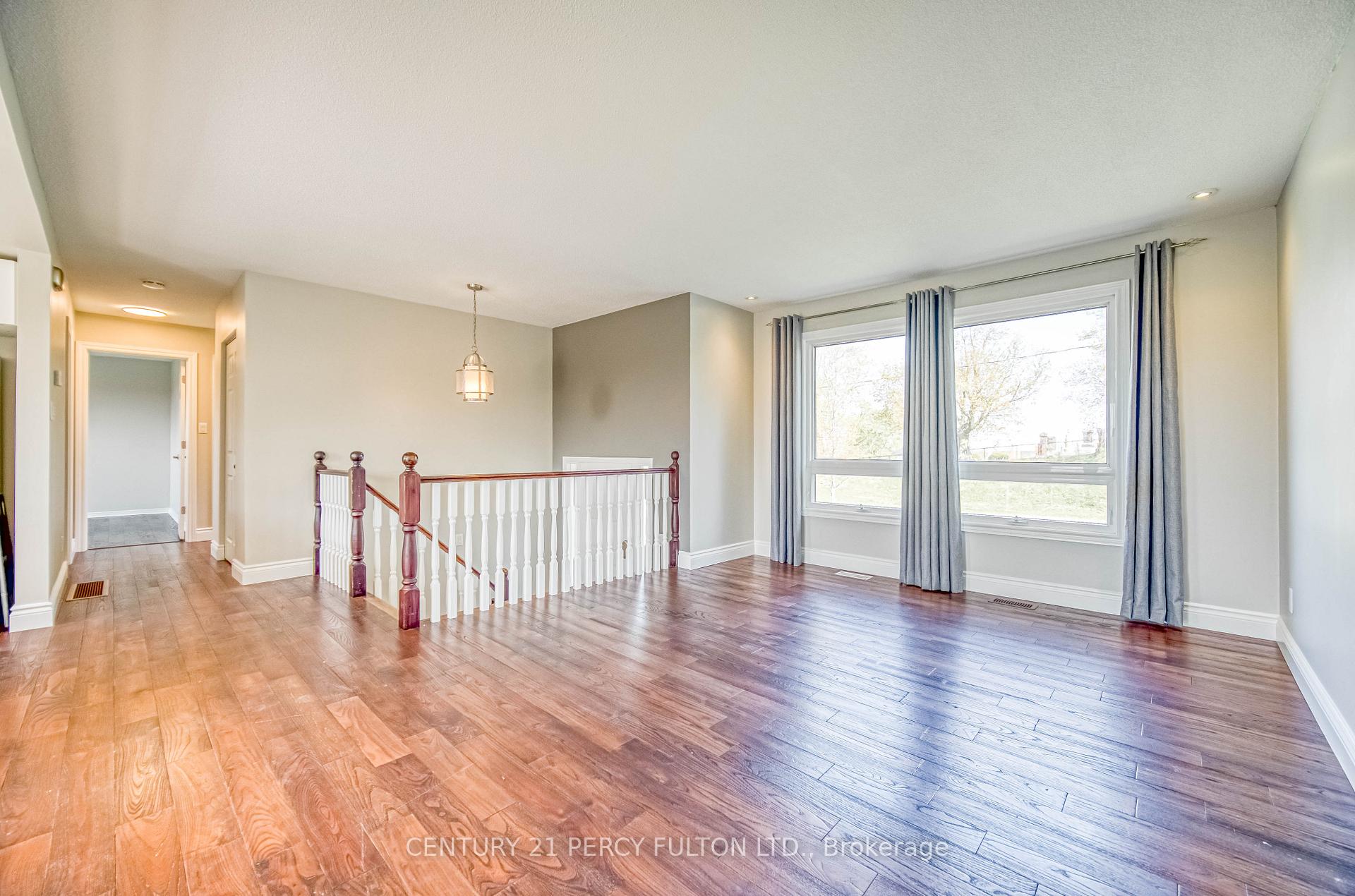Photo 18 of 265 Zephyr Road, Uxbridge, Rural Uxbridge — HOMEH