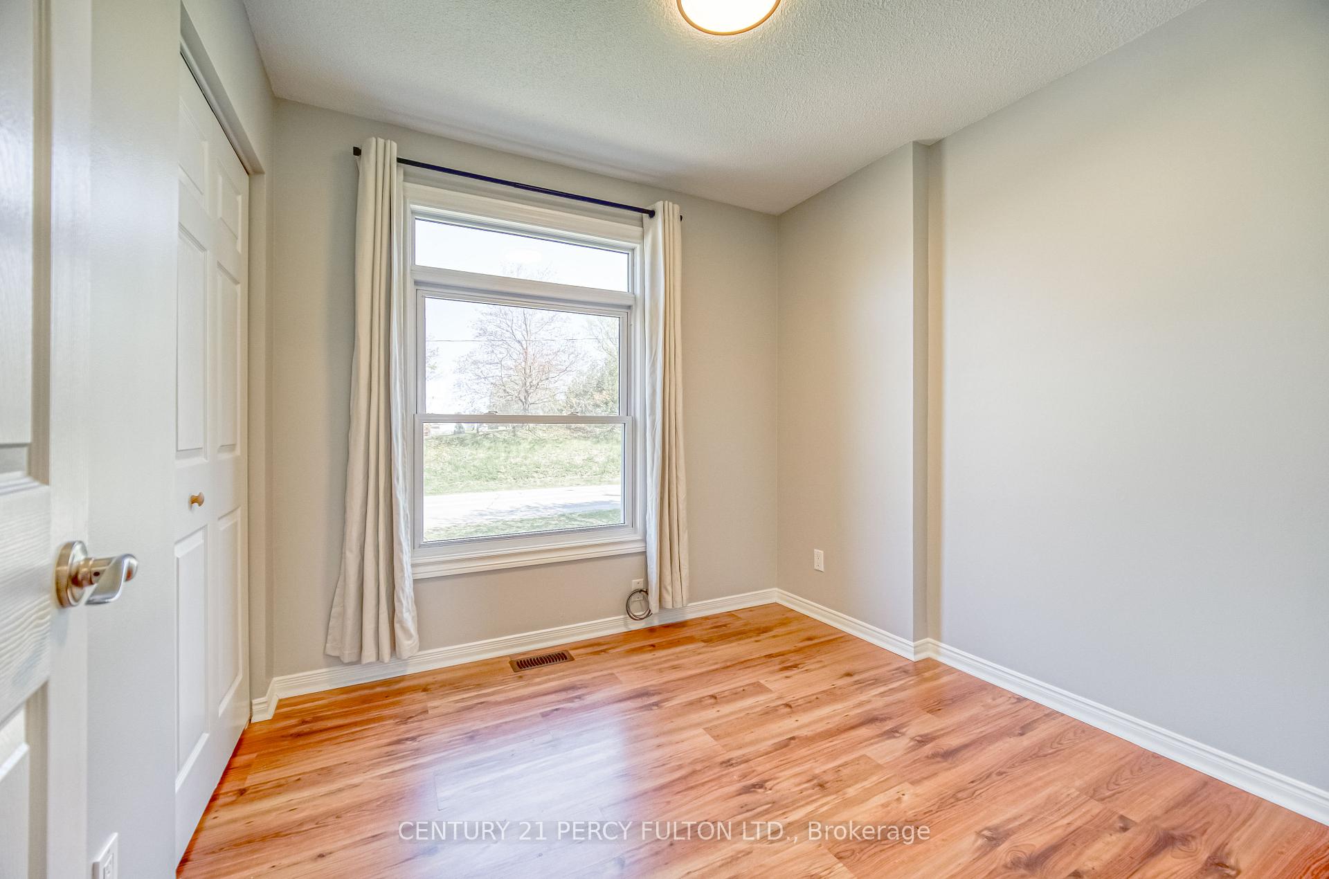 Photo 19 of 265 Zephyr Road, Uxbridge, Rural Uxbridge — HOMEH
