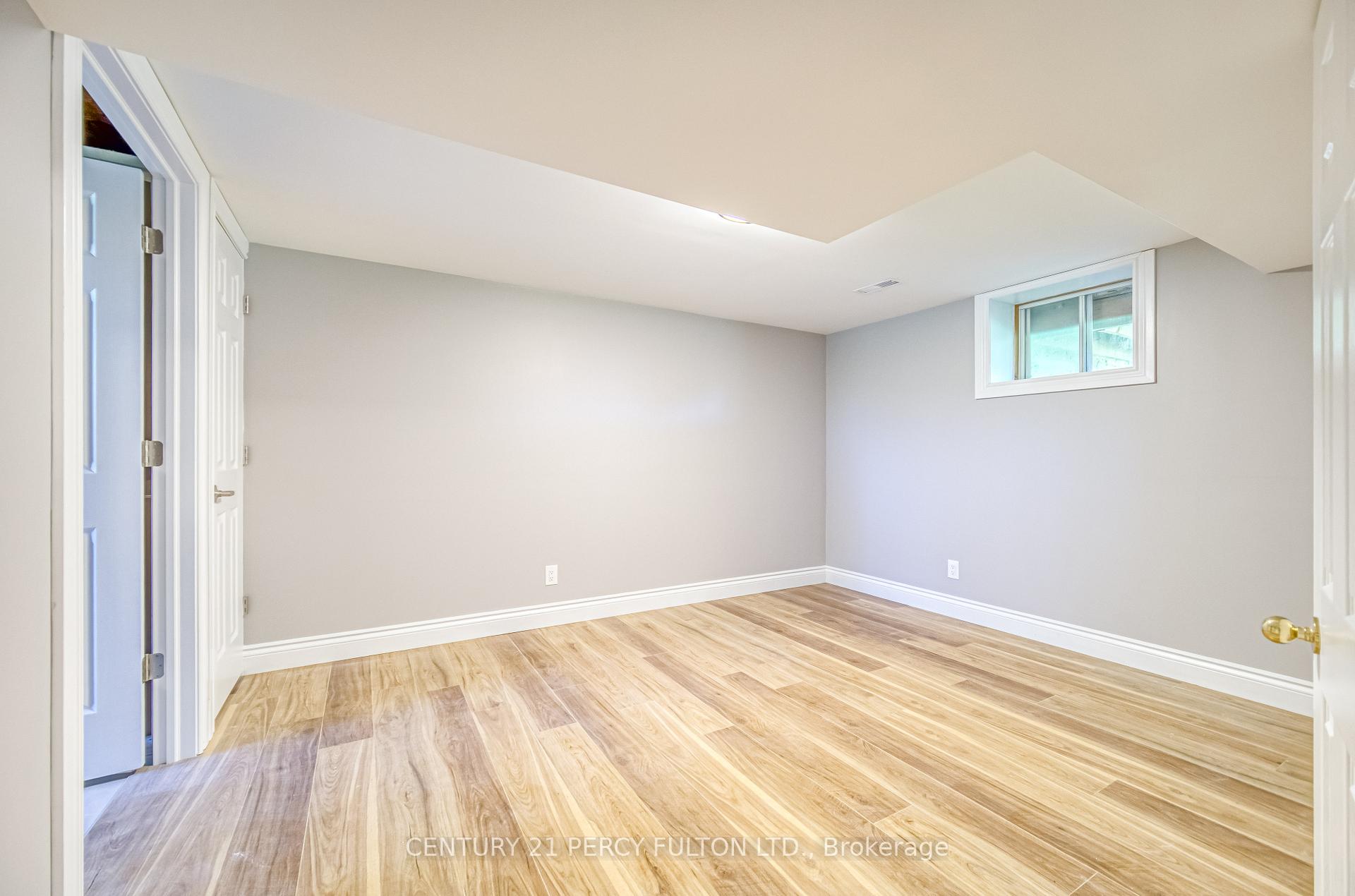 Photo 7 of 265 Zephyr Road, Uxbridge, Rural Uxbridge — HOMEH