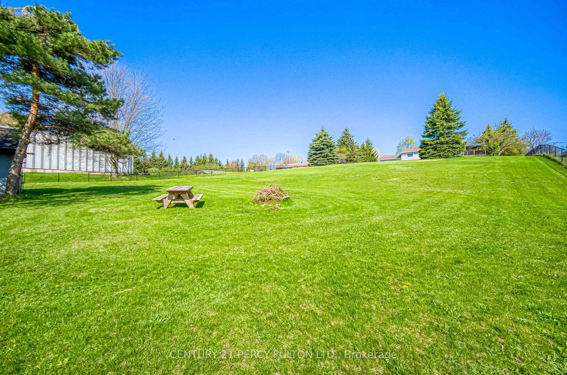 Photo 31 of 265 Zephyr Road, Uxbridge, Rural Uxbridge — HOMEH
