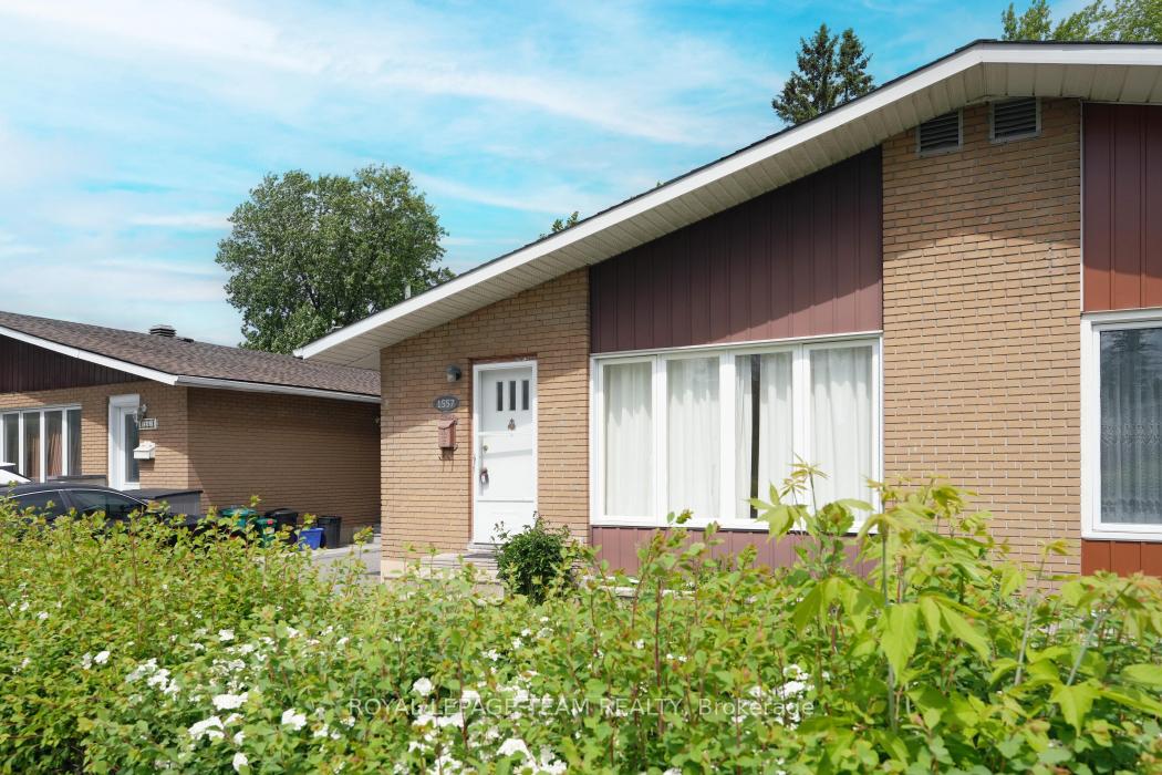 Photo 6 of 1557 Baseline Road, Ottawa, Copeland Park — HOMEH