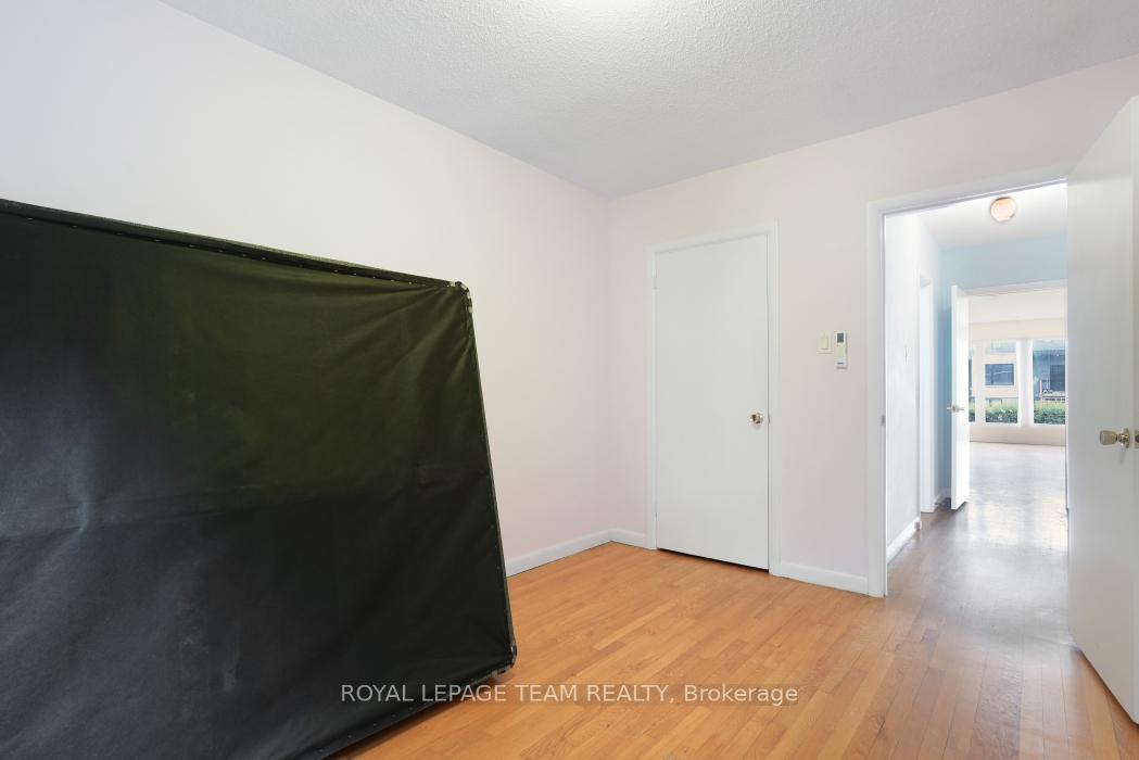 Photo 11 of 1557 Baseline Road, Ottawa, Copeland Park — HOMEH