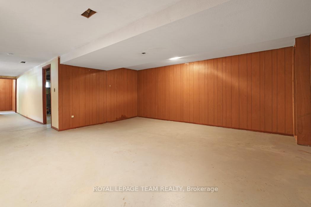 Photo 29 of 1557 Baseline Road, Ottawa, Copeland Park — HOMEH