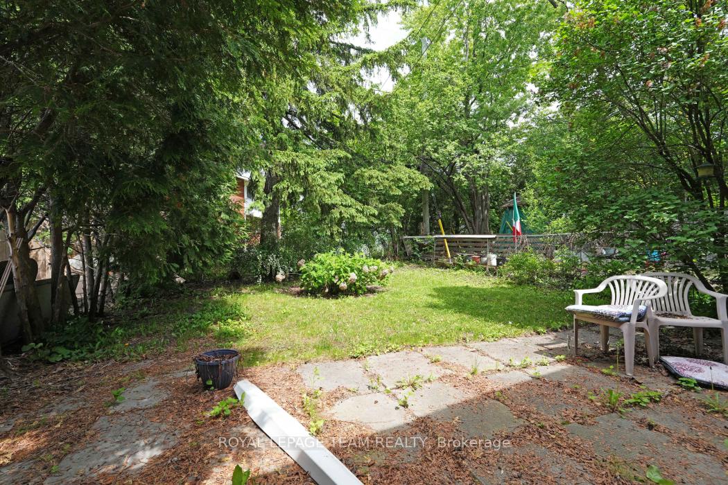 Photo 33 of 1557 Baseline Road, Ottawa, Copeland Park — HOMEH