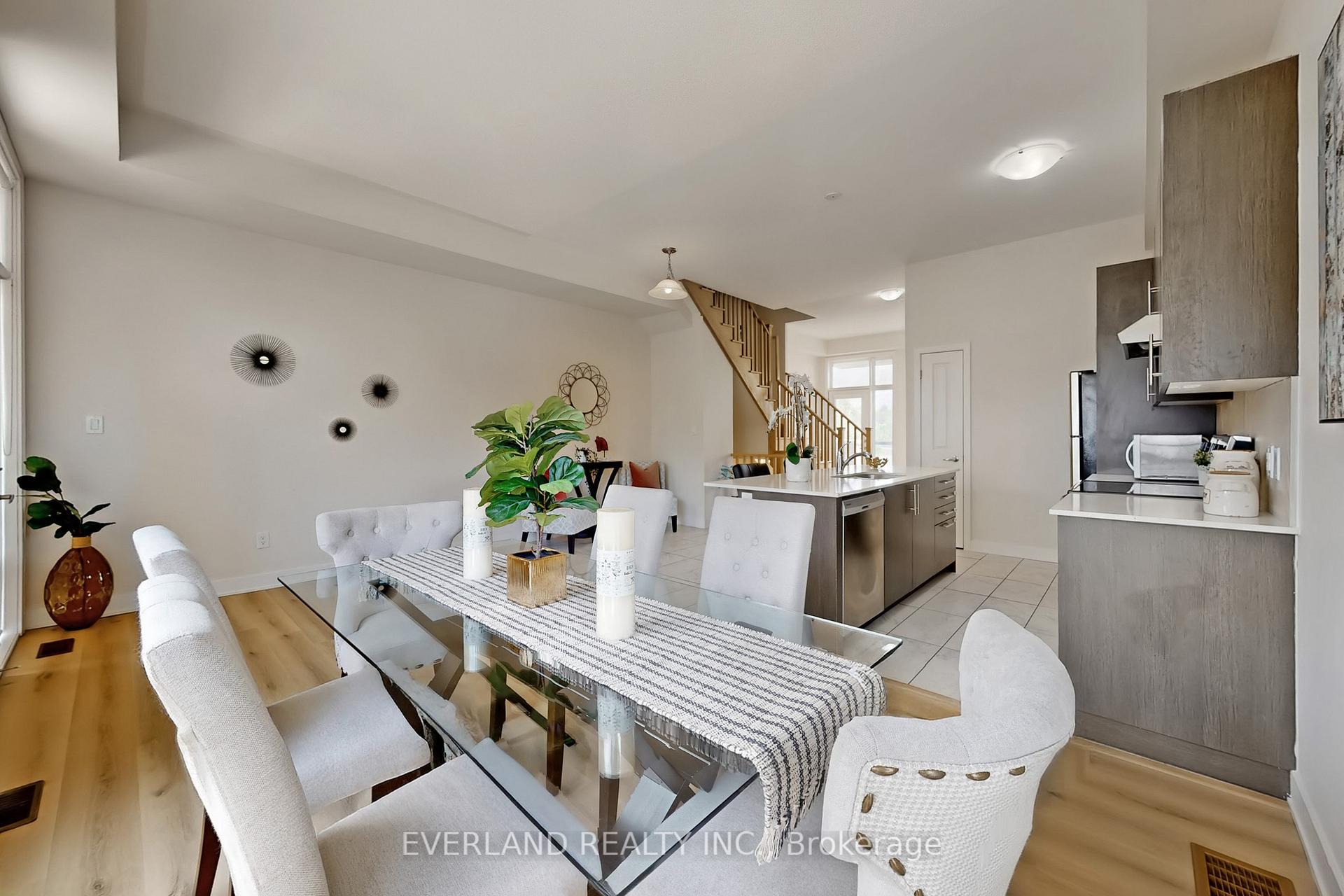Photo 4 of 115 Carpaccio Avenue, Vaughan, Vellore Village — HOMEH