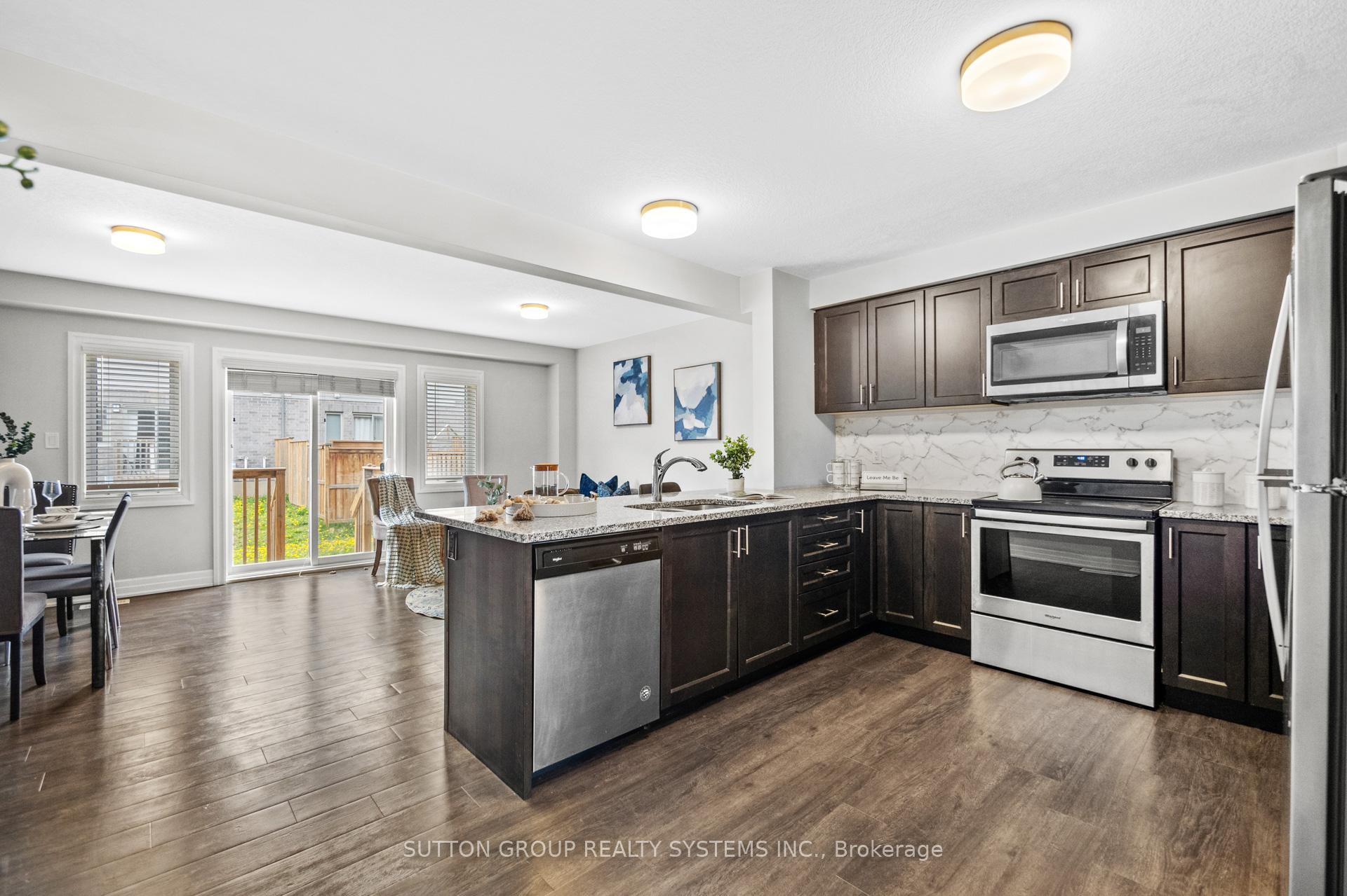 Photo 2 of 41 Nieson Street S, Cambridge — HOMEH