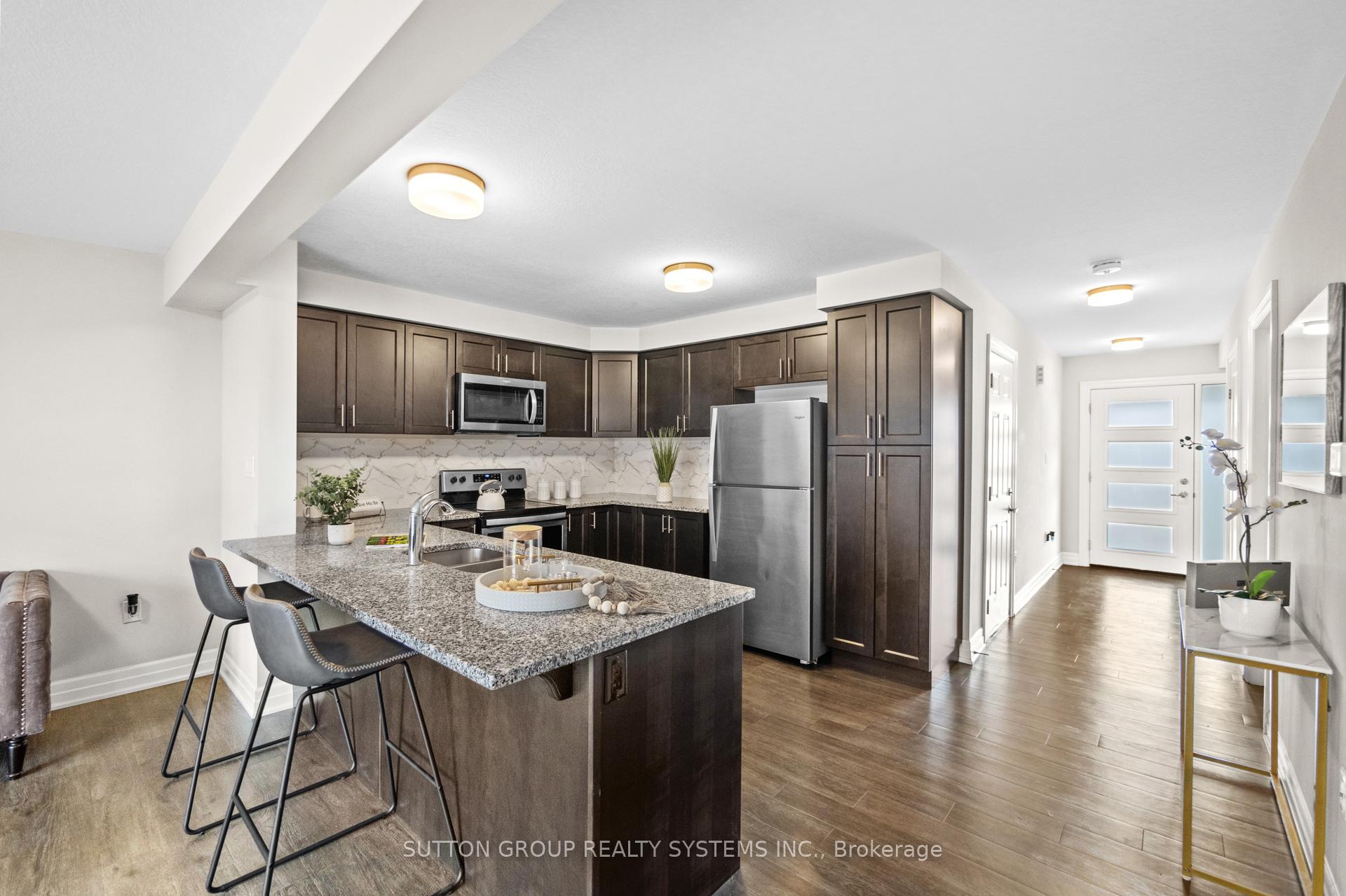 Photo 4 of 41 Nieson Street S, Cambridge — HOMEH